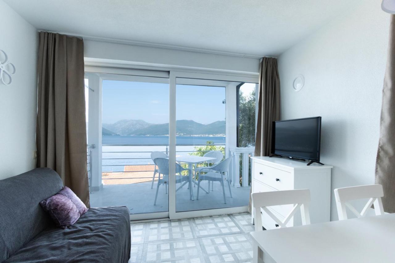 Boka 2 Apartman Krasići Kültér fotó