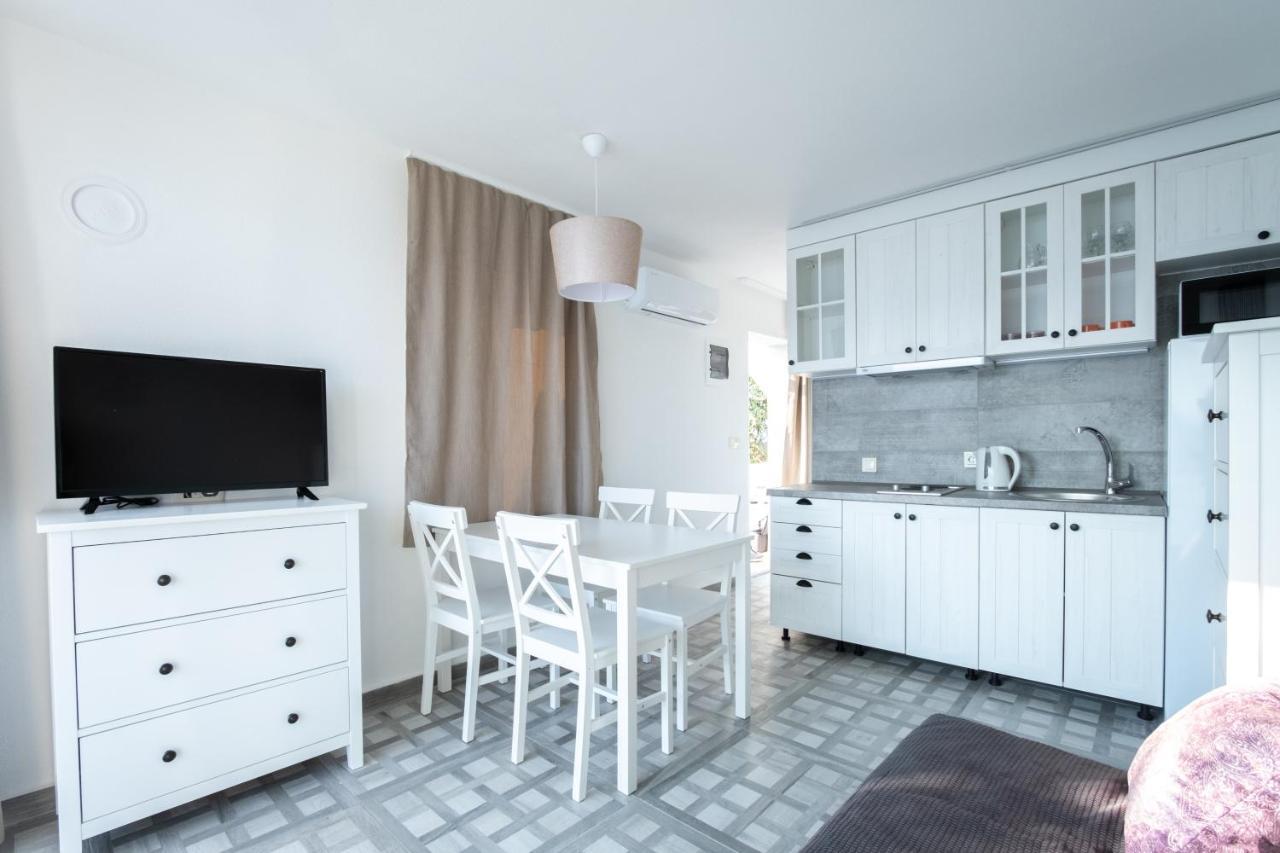 Boka 2 Apartman Krasići Kültér fotó